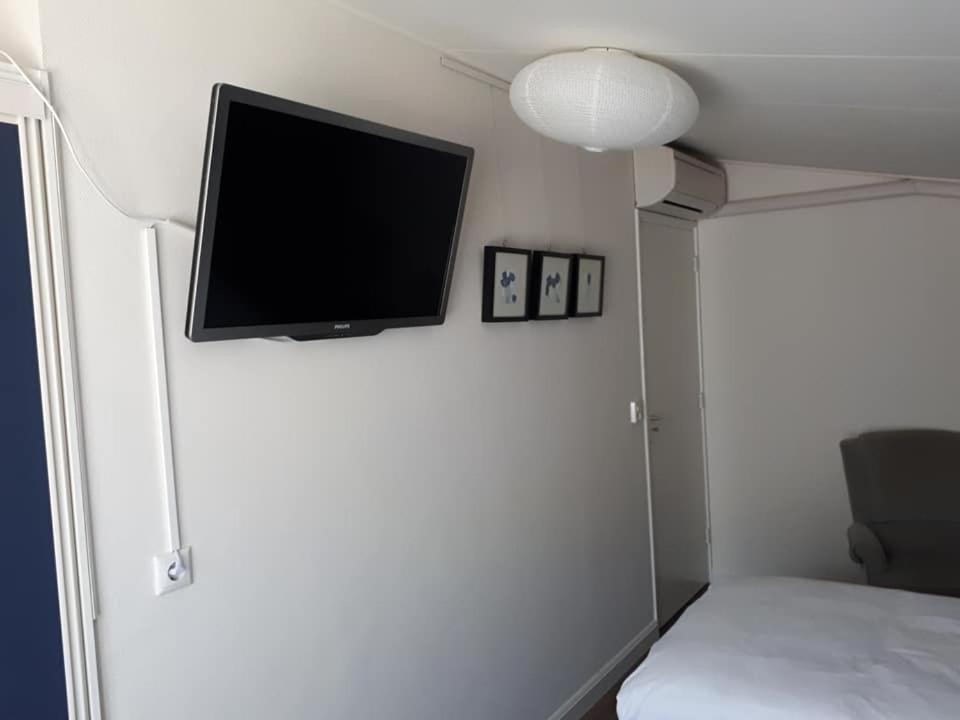 Noord-Scharwoude B&B De Blauwe Tulp מראה חיצוני תמונה